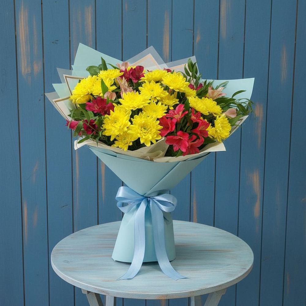 Букет цветов из: Альстромерии и Хризантемы в Юность