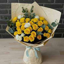 Букет цветов из:  Розы в Юность
