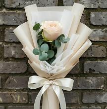 Букет цветов из:  Розы в Юность