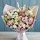 Букет цветов из: Альстромерии и Розы в Юность