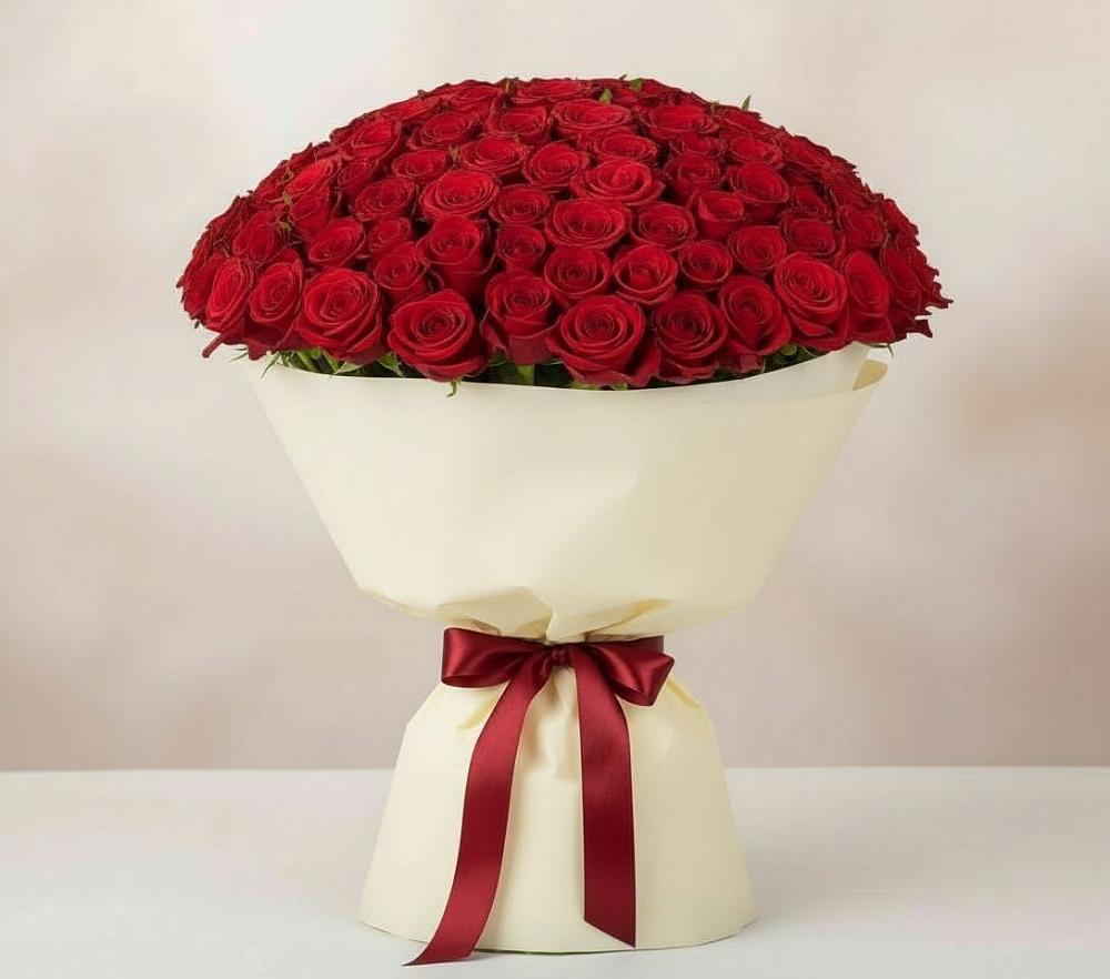 Букет 101 Красная роза Милано в Юность
