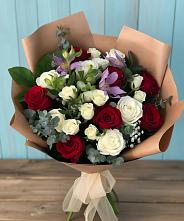 Букет цветов из:  Розы и Альстромерии в Юность