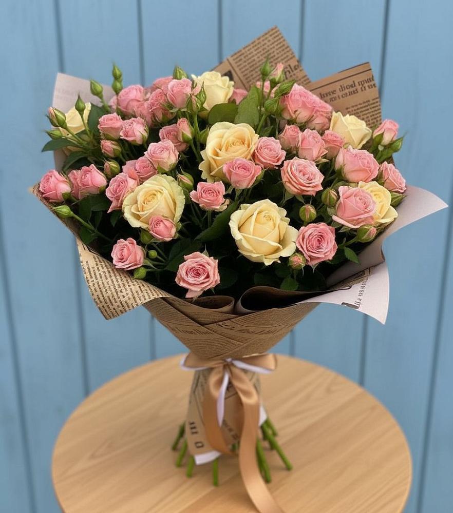 Букет цветов из: Розы в Юность