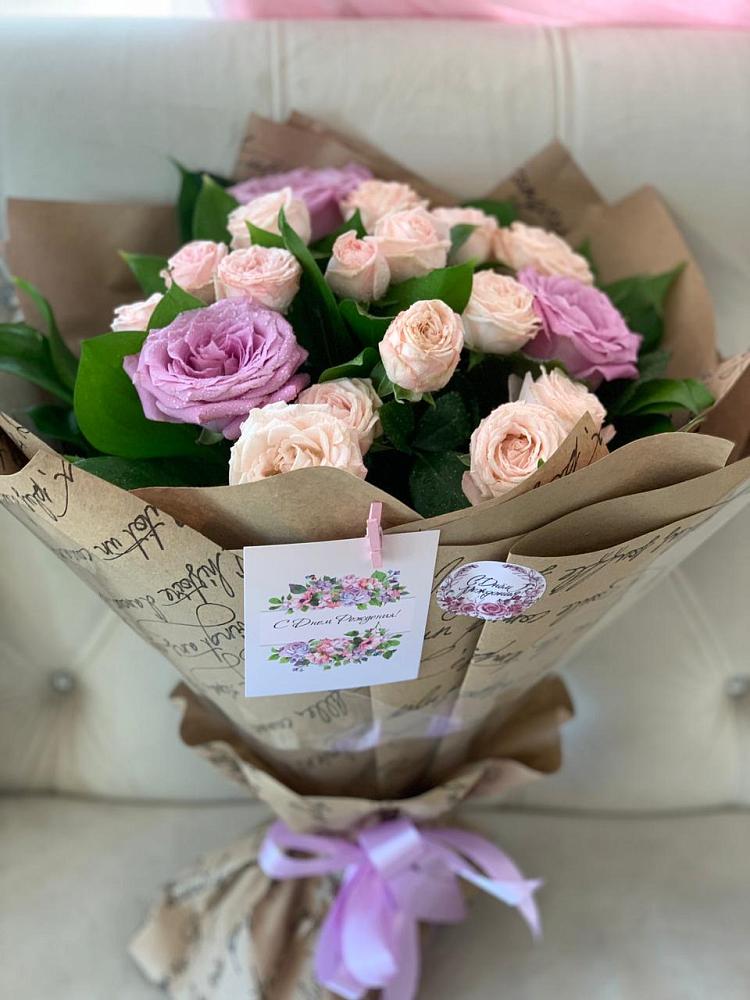 Букет цветов из: Розы в Юность