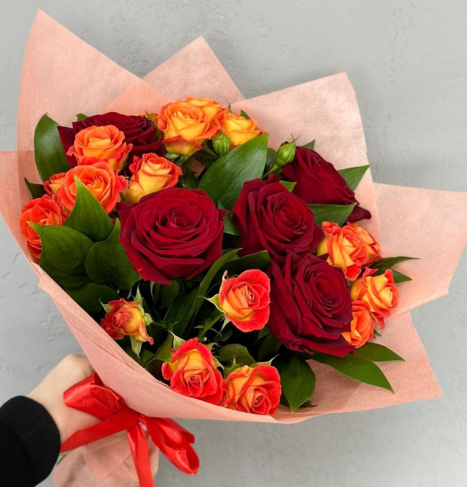 Букет Любовь и восторг в Юность