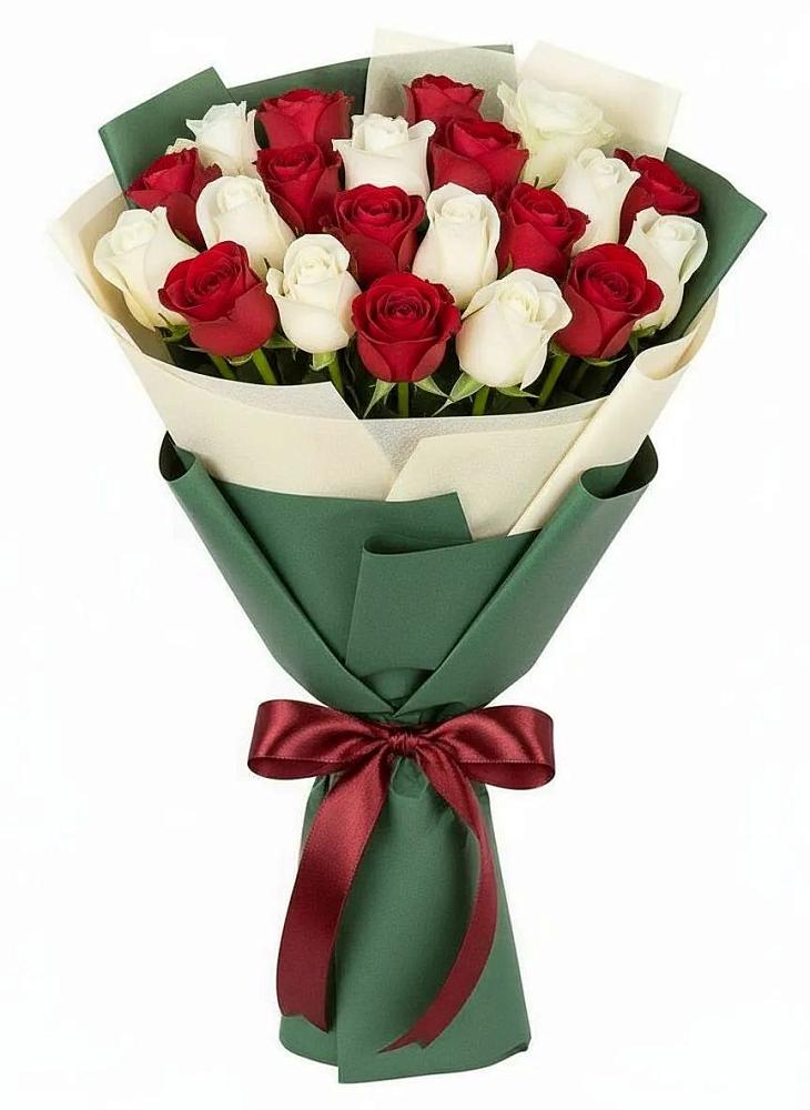 Букет Микс из красных и белых роз в Юность