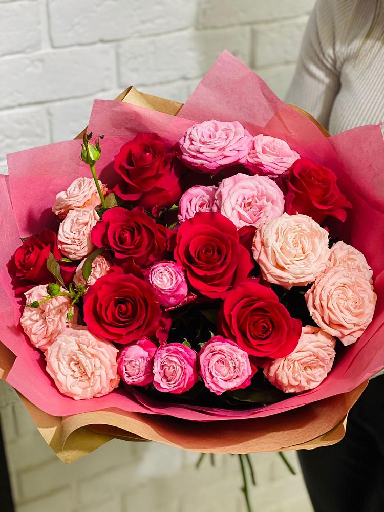 Букет цветов из: Розы в Юность