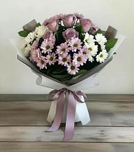 Букет цветов из:  Хризантемы и Розы в Юность