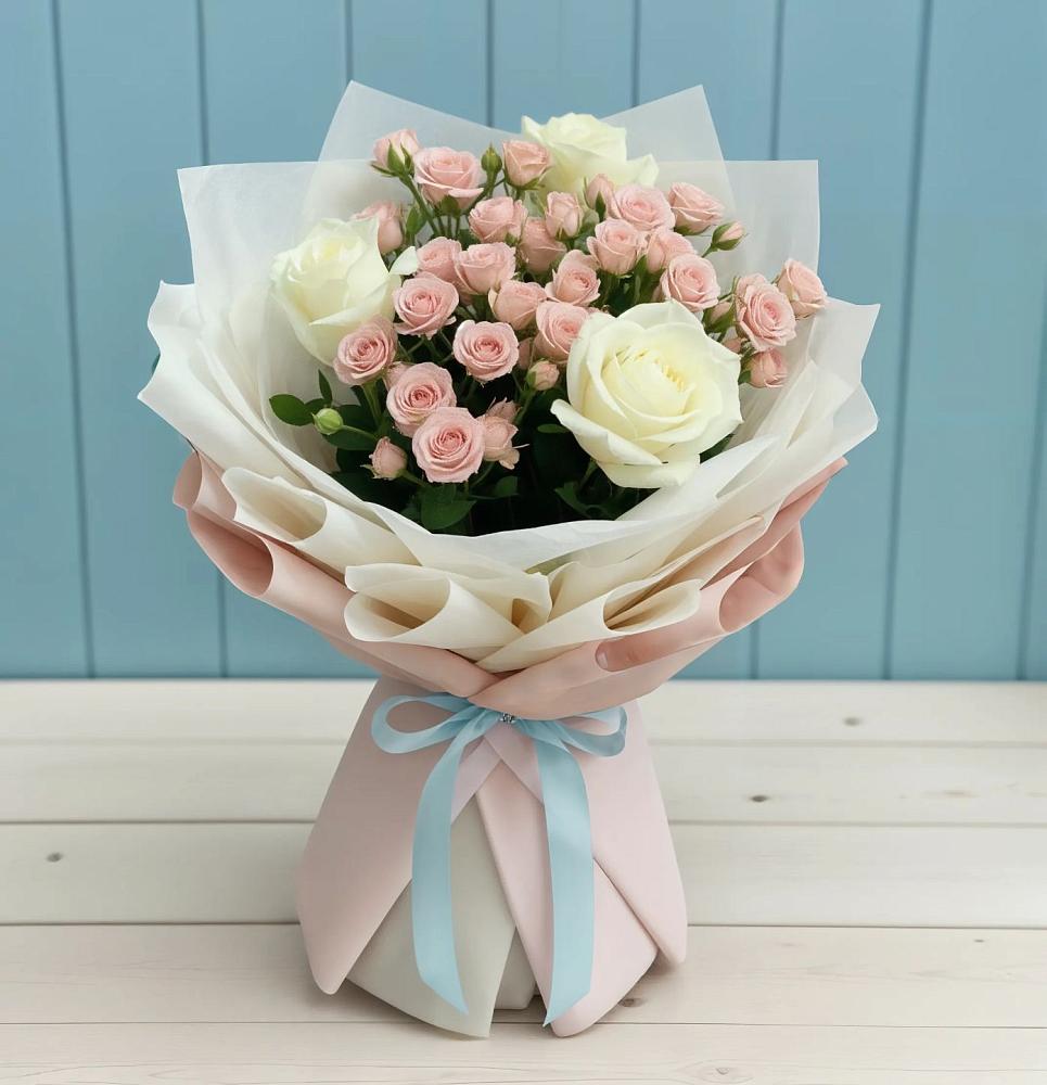 Букет цветов из: Розы в Юность