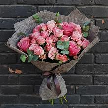 Букет цветов из:  Розы в Юность