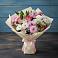 Букет цветов из: Хризантемы, Альстромерии и Розы в Юность